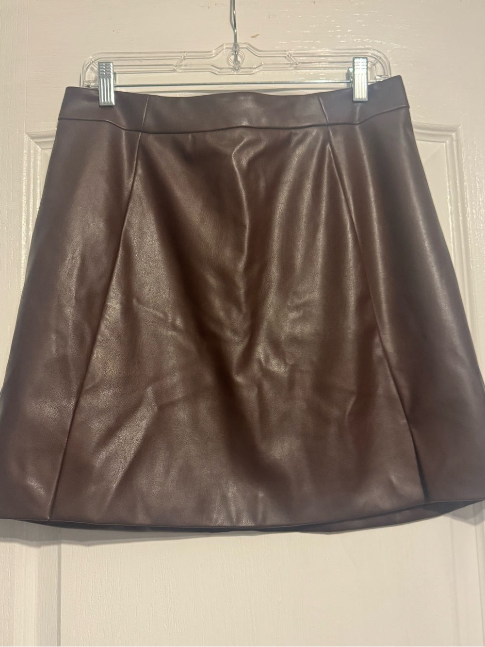 New With Tags BANANA REPUBLIC Faux Leather A-Line Mini Skirt — Brown